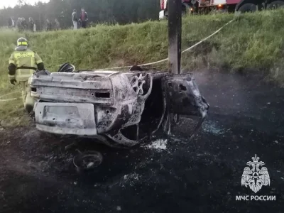 В Башкирии загорелся автомобиль, есть погибшие