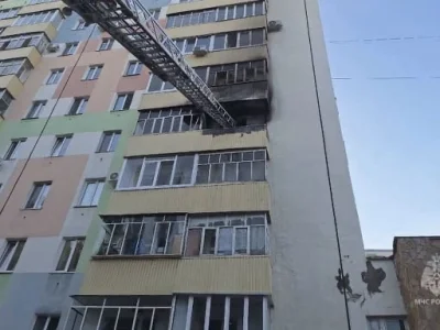 Жгла мусор на балконе: в Стерлитамаке произошел пожар в многоквартирном доме