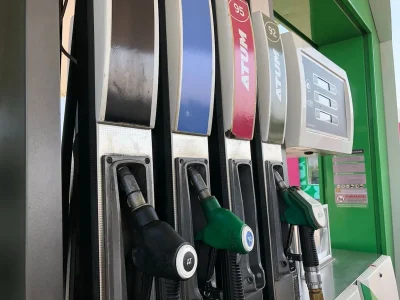Аналитики отметили рост цен на бензин в Башкирии